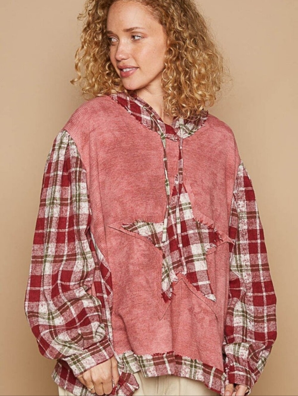 POL Red and Green Plaid Hoodie Distressed Patchwork Star 🆕 NWOT Size Large